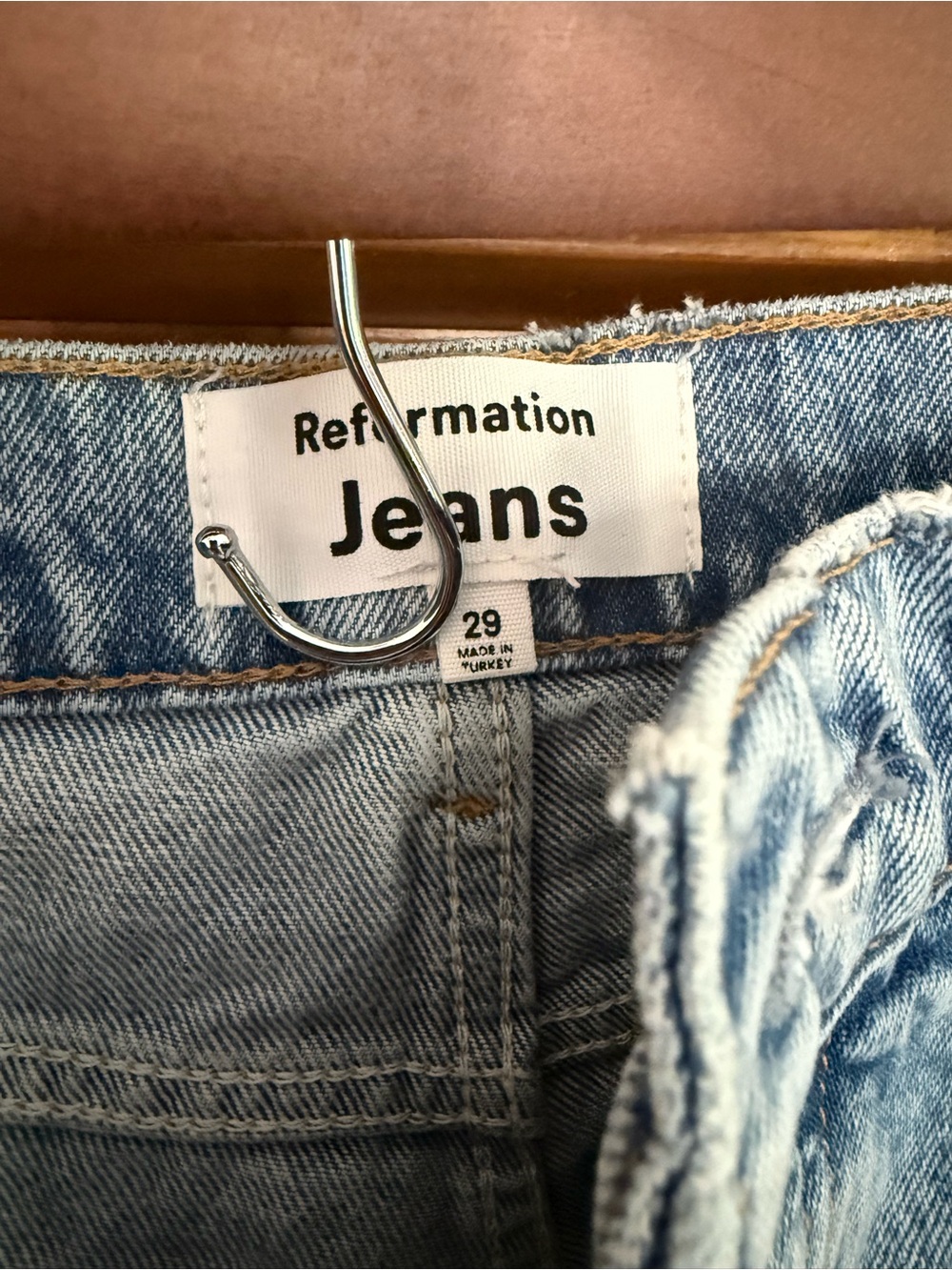 Reformation Straight Leg Jeans in Light Blue Wash NWT - Picture 8 of 9
